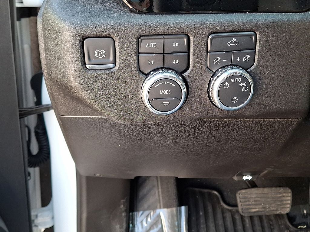 2025 GMC Sierra 1500 SLE