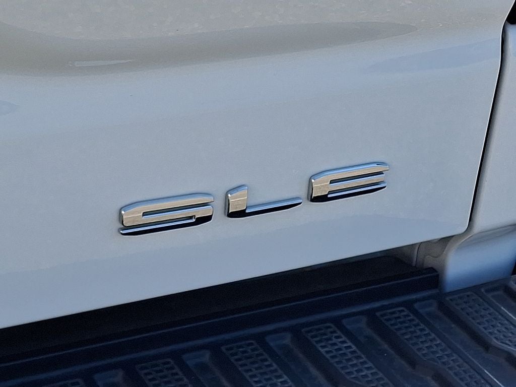 2025 GMC Sierra 1500 SLE