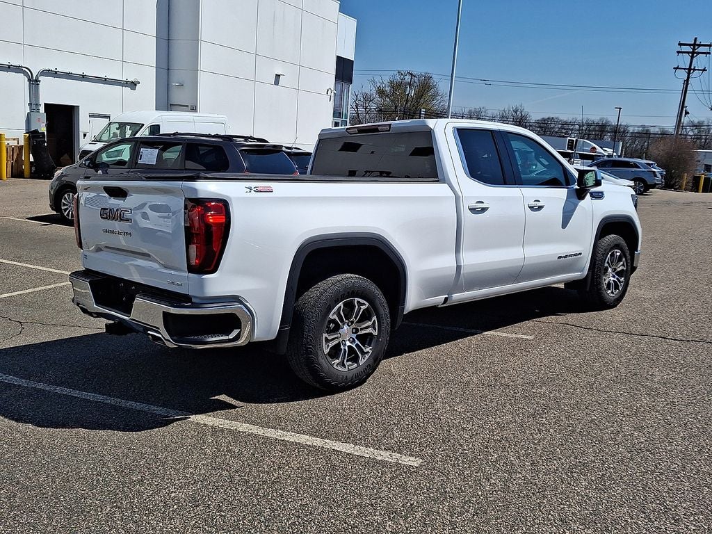2025 GMC Sierra 1500 SLE