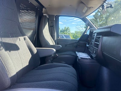 2024 GMC Savana 2500 Work Van