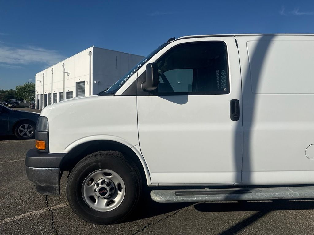 2024 GMC Savana 2500 Work Van