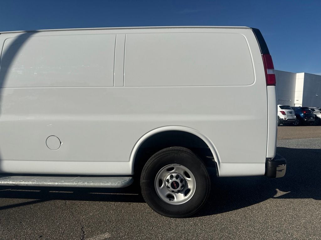 2024 GMC Savana 2500 Work Van