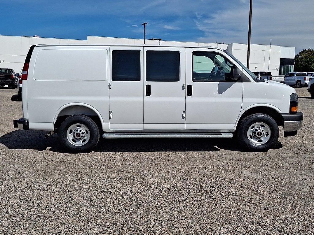 2025 GMC Savana 2500 Work Van