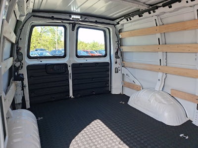 2025 GMC Savana 2500 Work Van