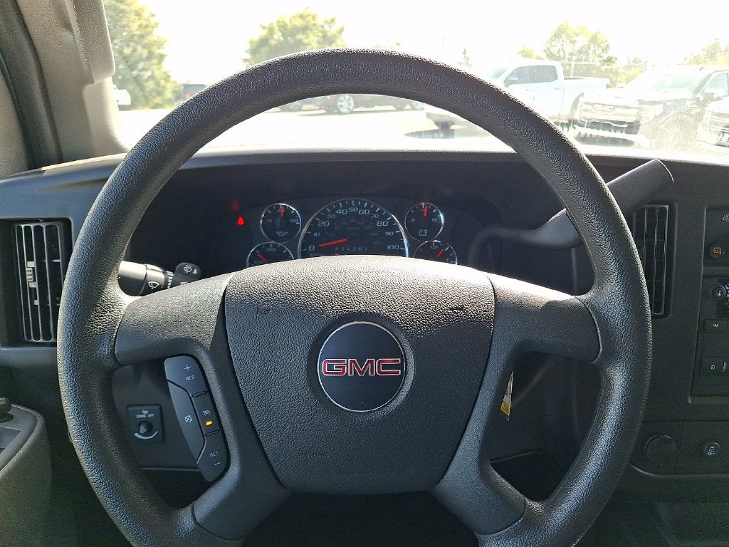 2025 GMC Savana 2500 Work Van