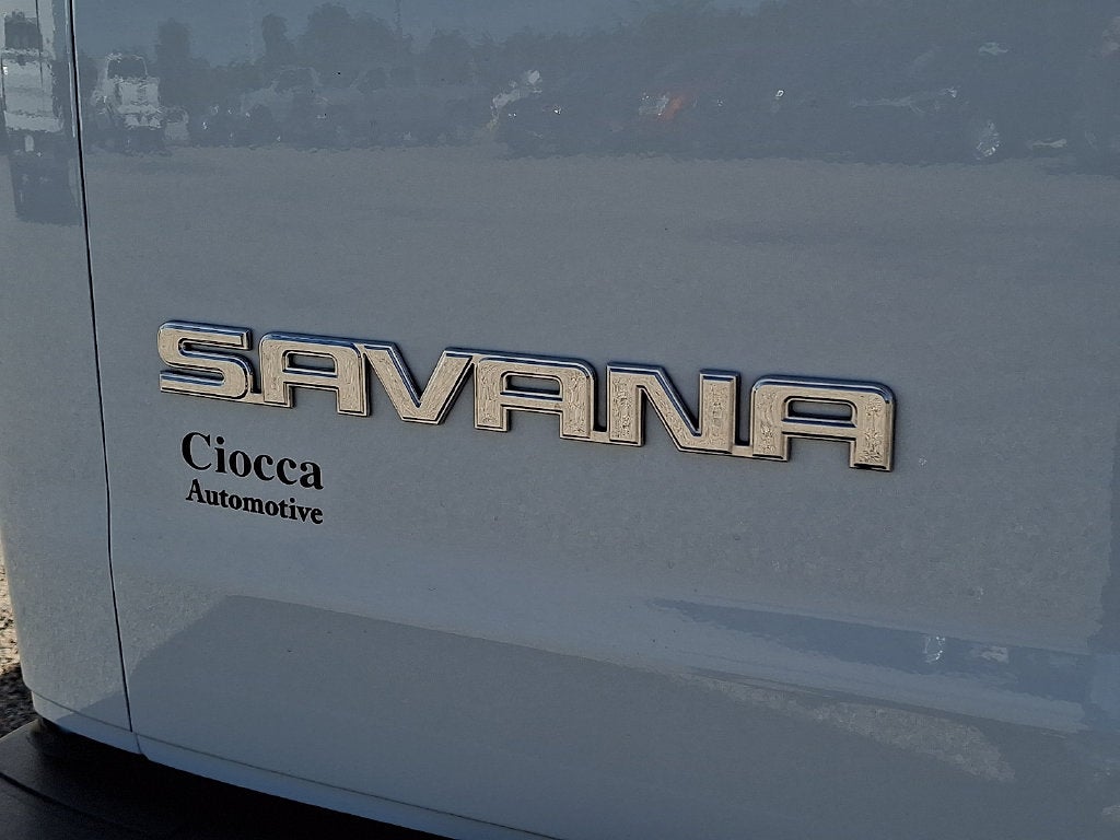 2025 GMC Savana 2500 Work Van