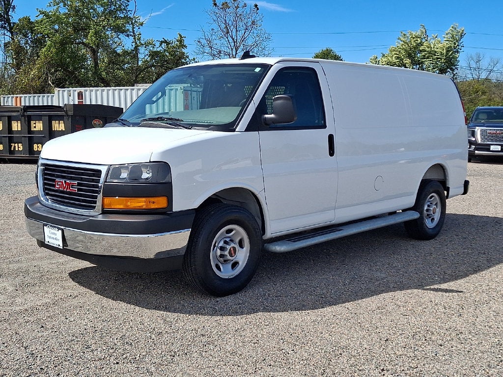 2025 GMC Savana 2500 Work Van