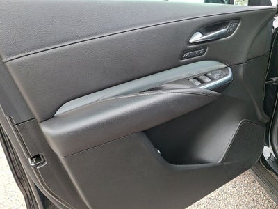 2022 Cadillac XT4 Premium Luxury