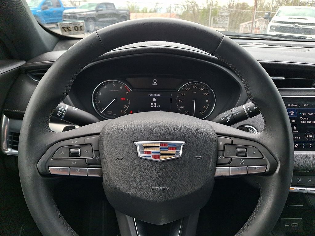 2022 Cadillac XT4 Premium Luxury
