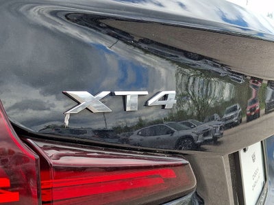 2022 Cadillac XT4 Premium Luxury