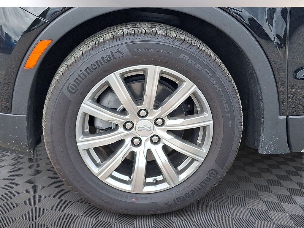 2022 Cadillac XT4 Premium Luxury