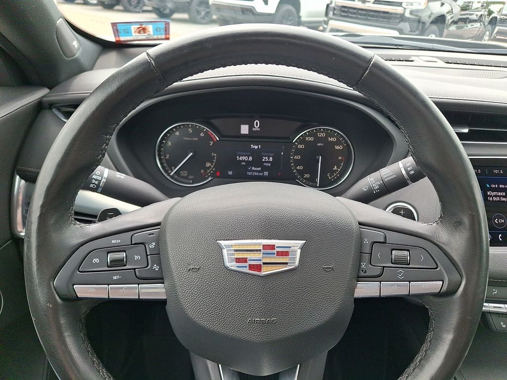 2020 Cadillac XT4 Premium Luxury