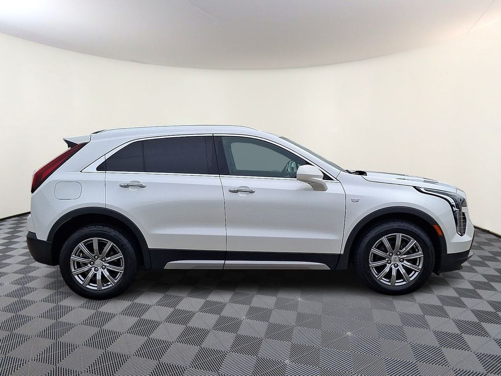 2020 Cadillac XT4 Premium Luxury