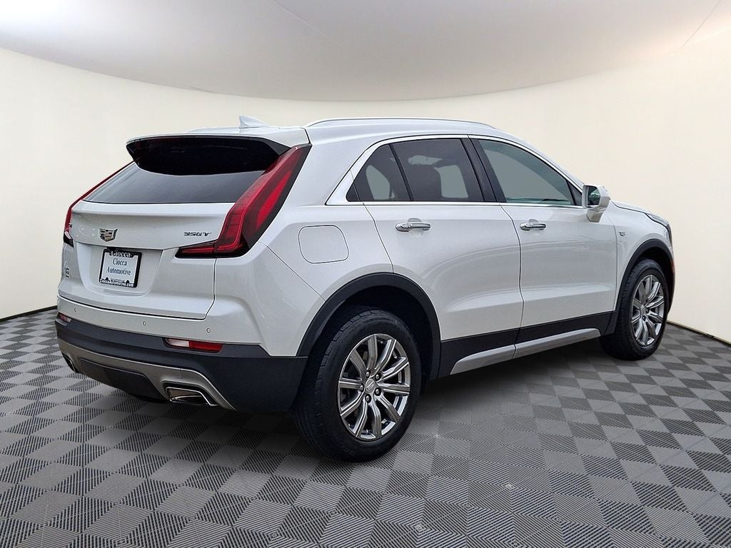2020 Cadillac XT4 Premium Luxury