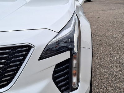 2020 Cadillac XT4 Premium Luxury