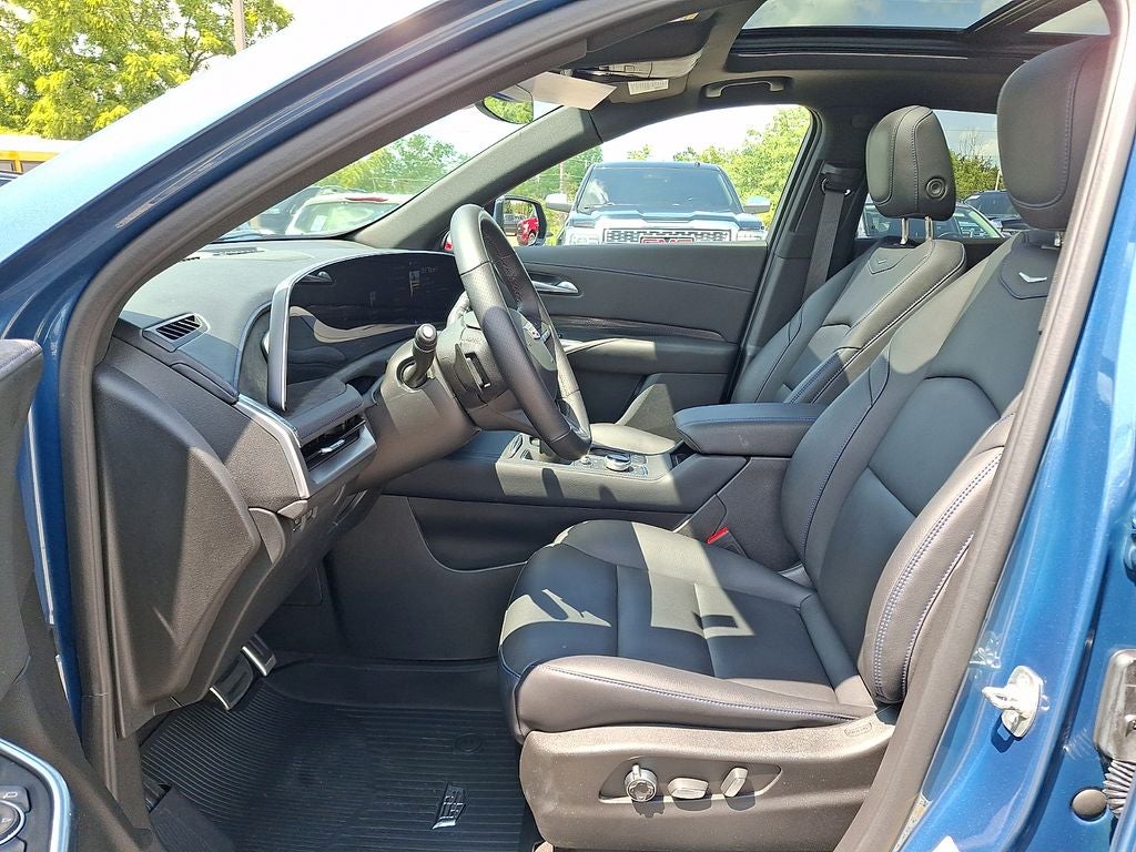 2024 Cadillac XT4 Sport