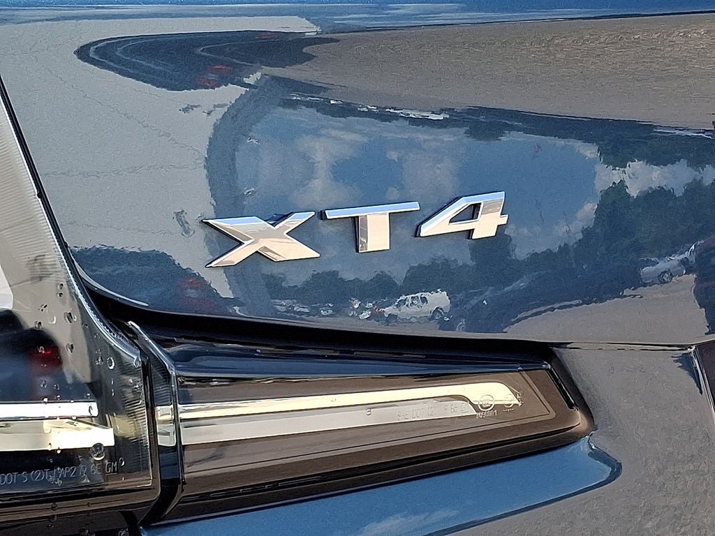 2024 Cadillac XT4 Sport