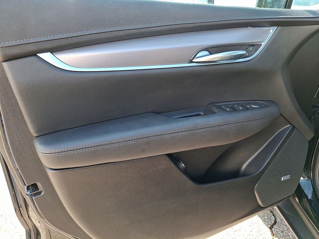 2023 Cadillac XT5 Luxury