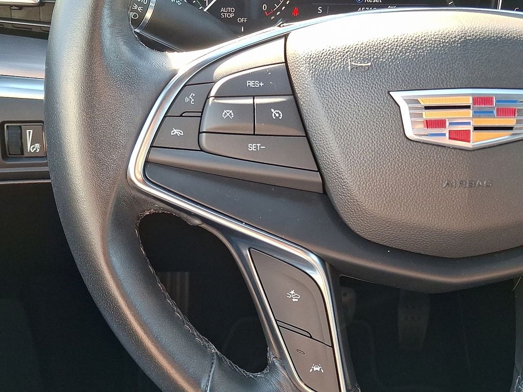 2023 Cadillac XT5 Luxury