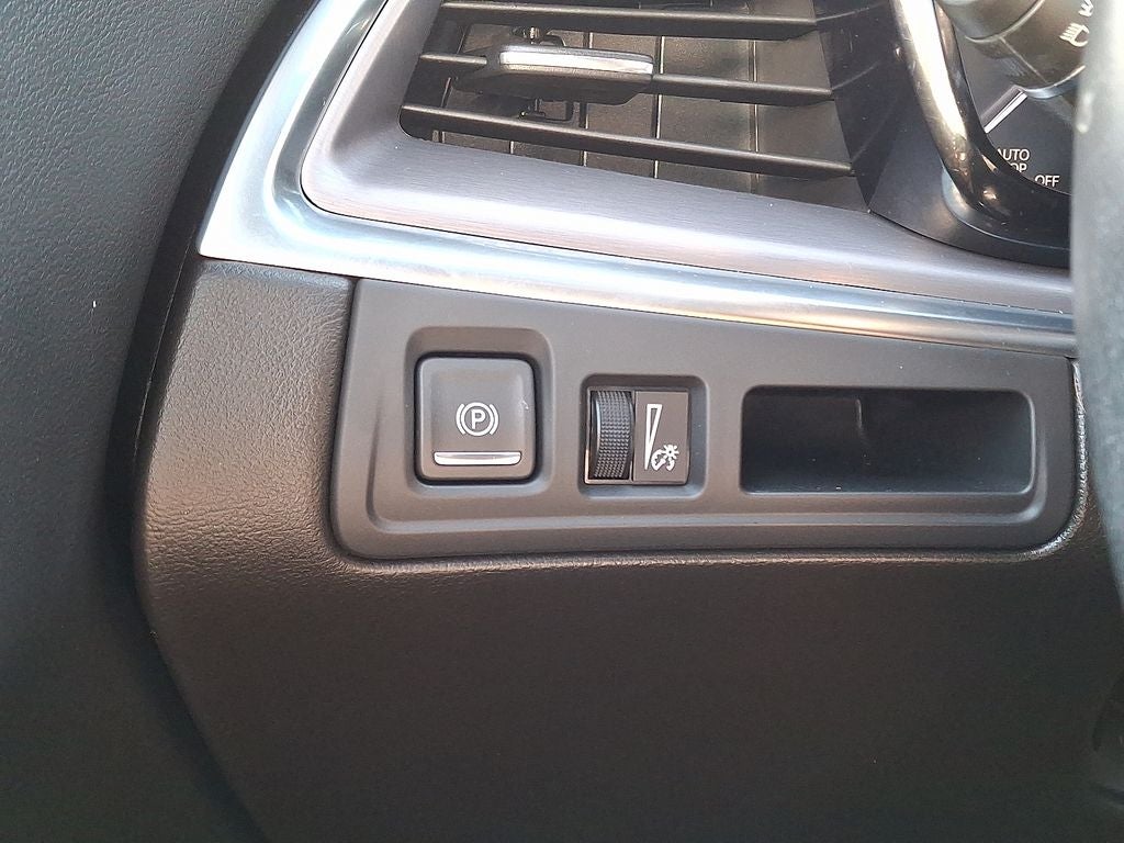 2023 Cadillac XT5 Luxury