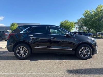 2022 Cadillac XT5 Premium Luxury