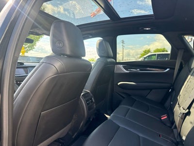 2022 Cadillac XT5 Premium Luxury