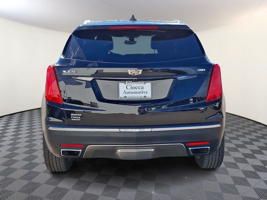 2017 Cadillac XT5 Platinum