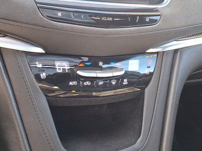 2017 Cadillac XT5 Platinum