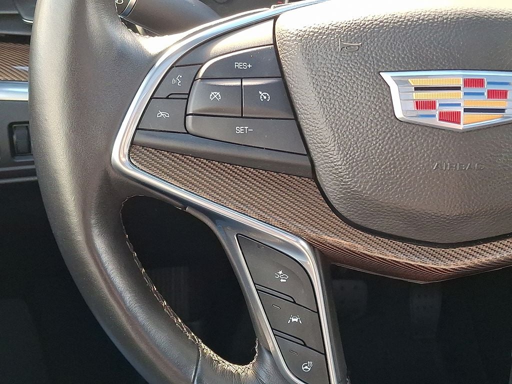 2017 Cadillac XT5 Platinum