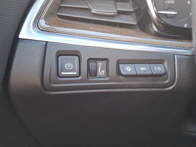 2017 Cadillac XT5 Platinum