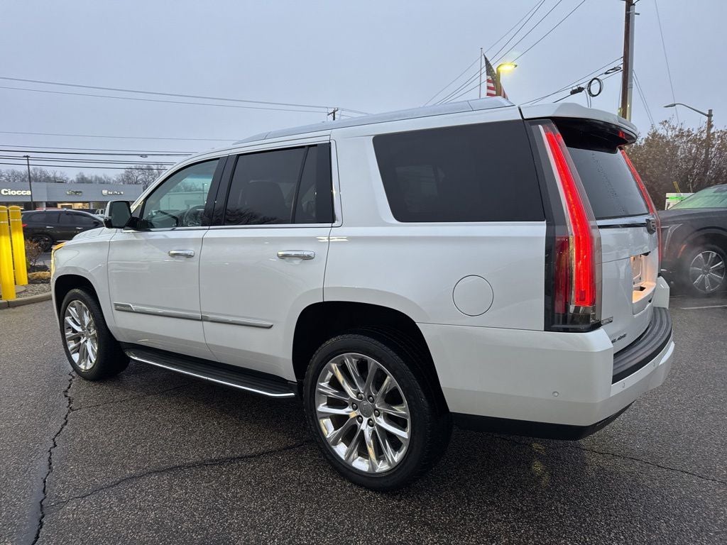 2019 Cadillac Escalade Luxury