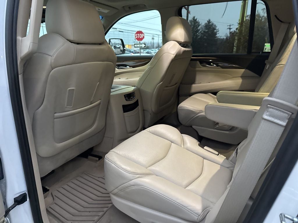 2019 Cadillac Escalade Luxury