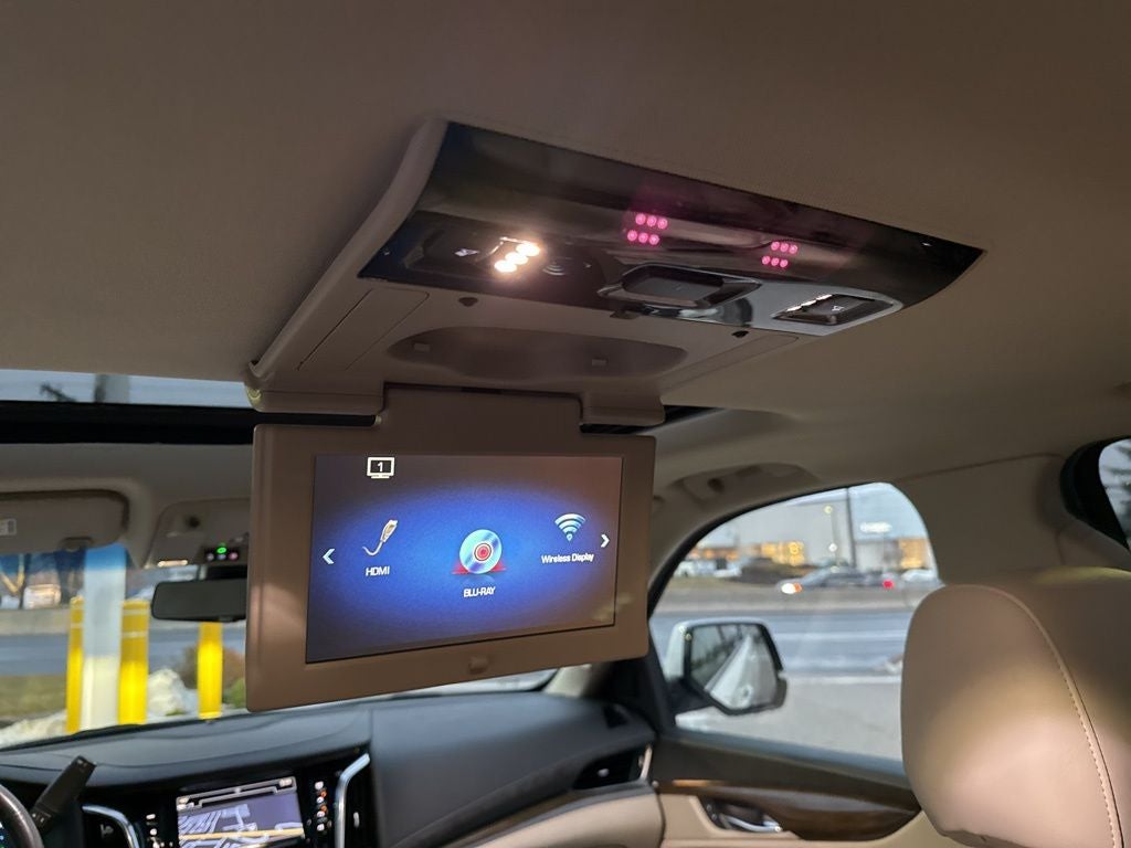 2019 Cadillac Escalade Luxury