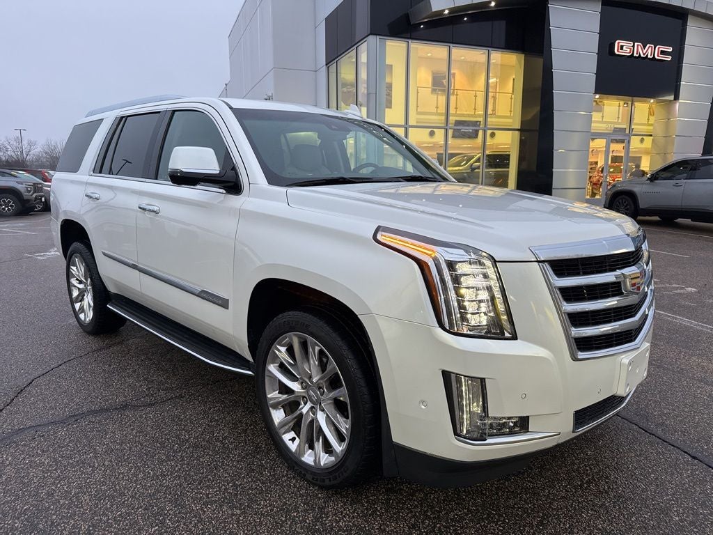 2019 Cadillac Escalade Luxury