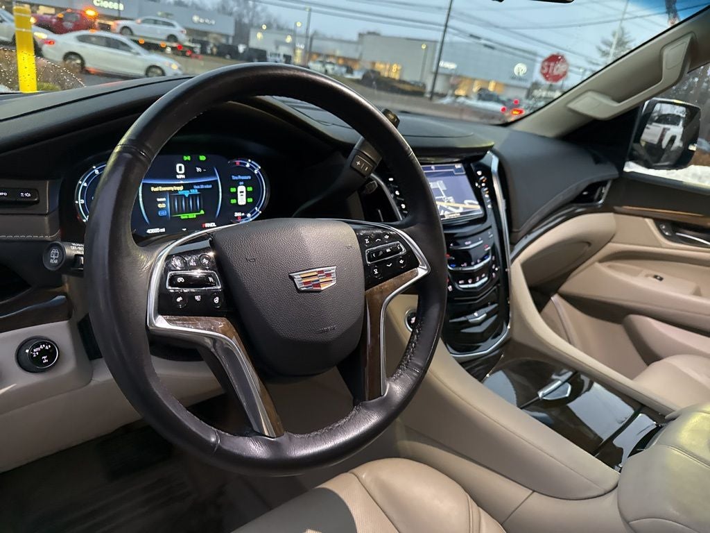 2019 Cadillac Escalade Luxury