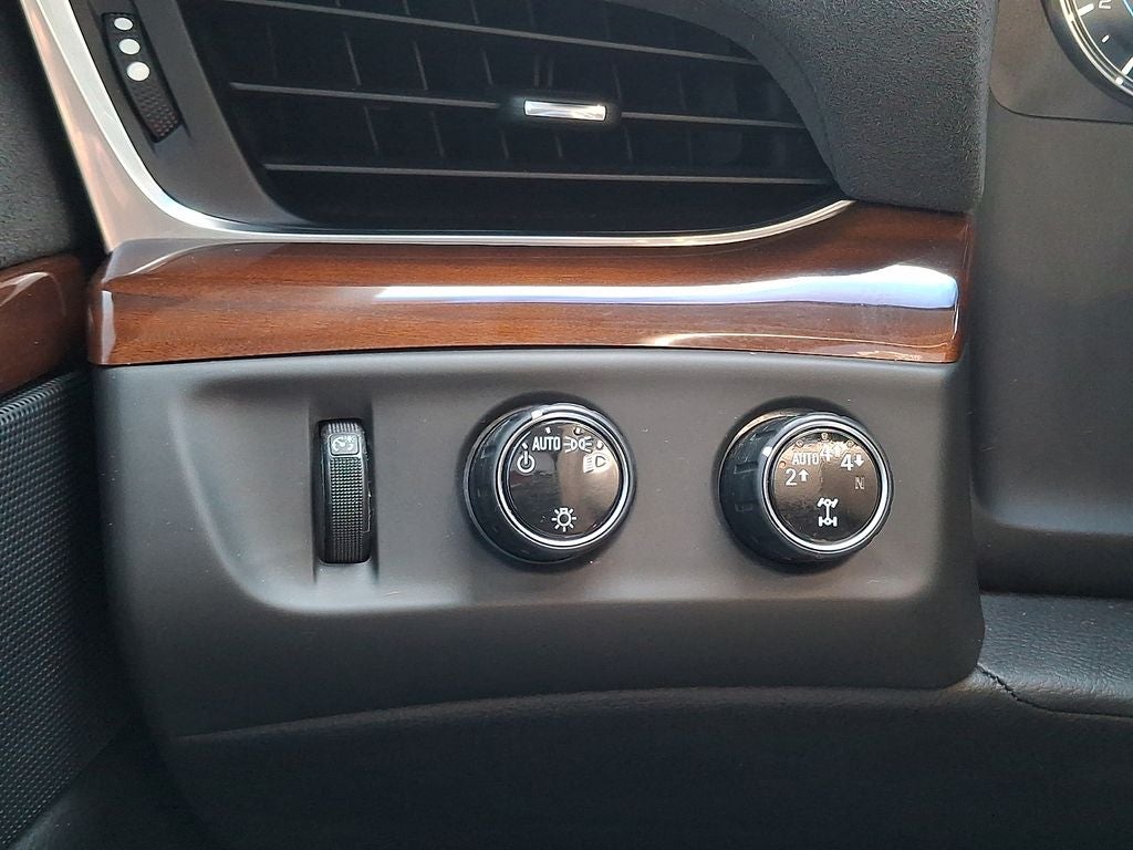 2020 Cadillac Escalade Luxury