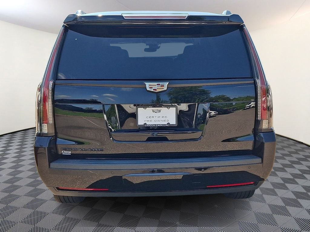 2020 Cadillac Escalade Luxury