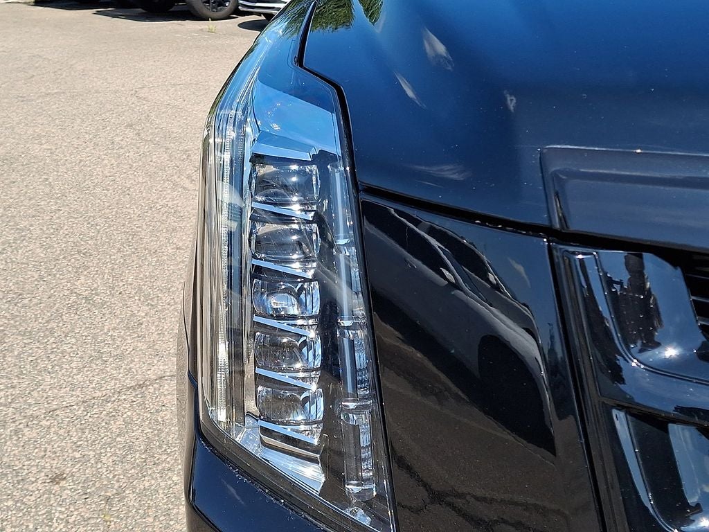 2020 Cadillac Escalade Luxury