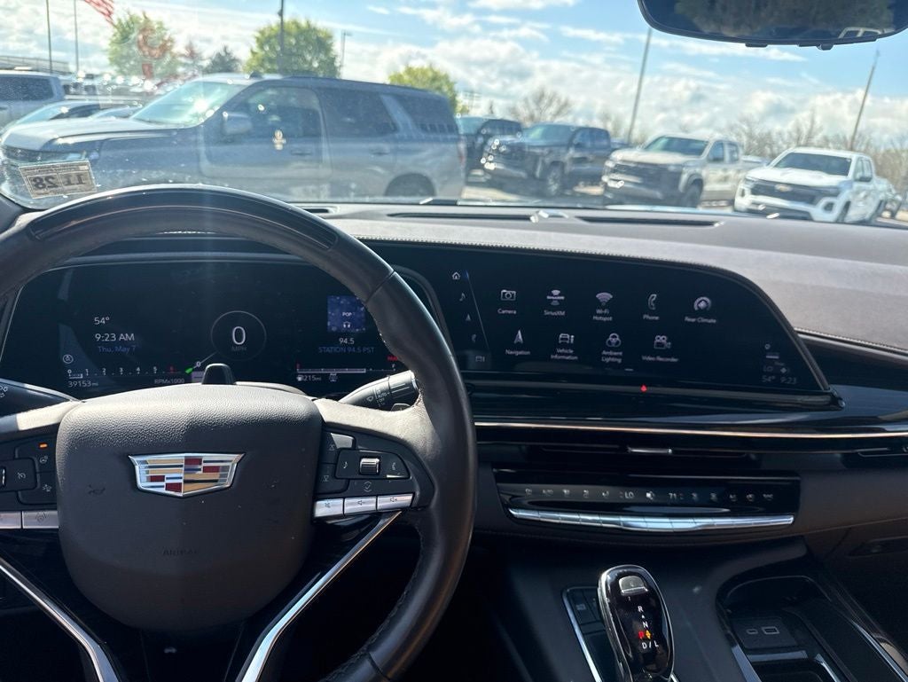 2023 Cadillac Escalade Premium Luxury