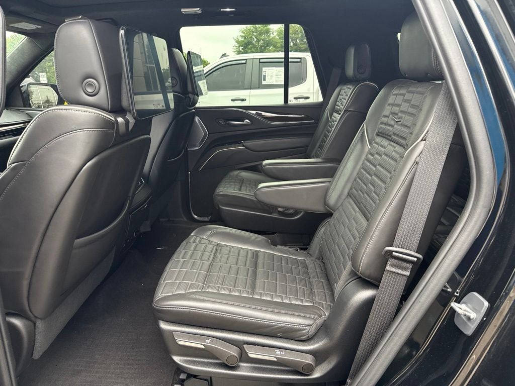 2023 Cadillac Escalade Sport Platinum