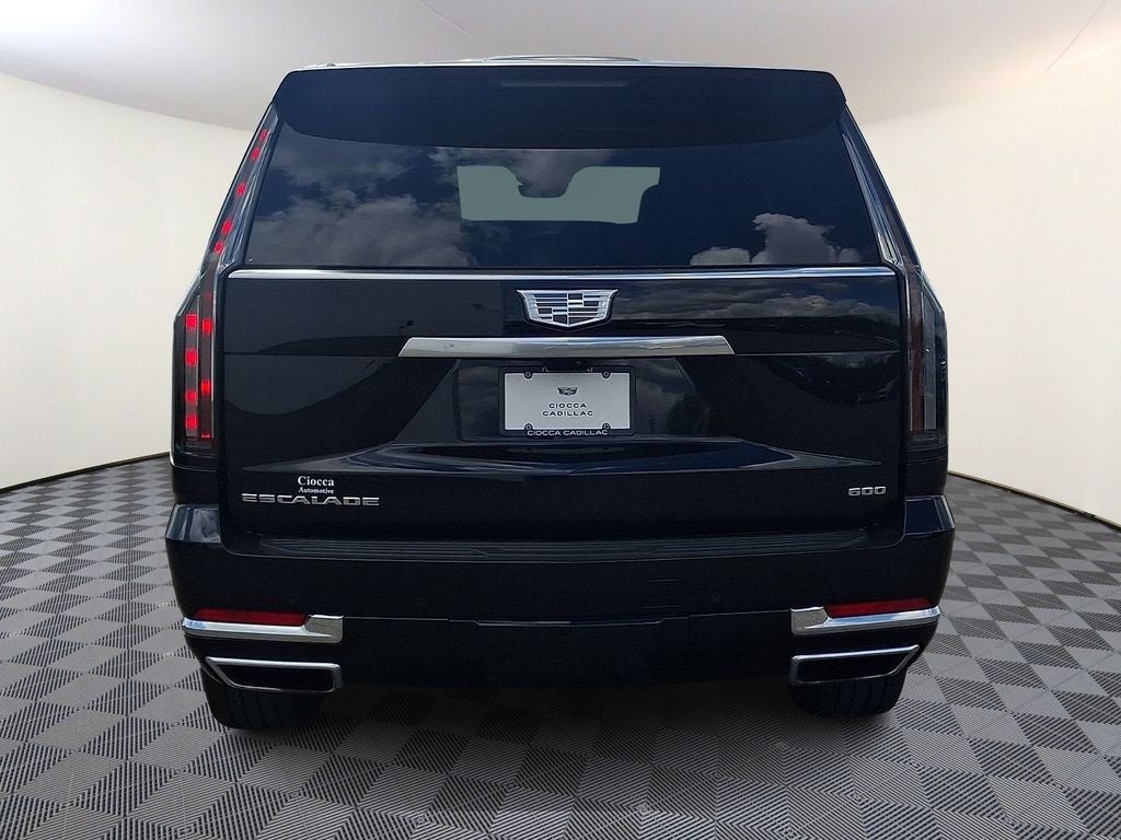 2025 Cadillac Escalade Premium Luxury