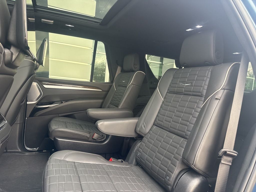 2025 Cadillac Escalade Premium Luxury Platinum