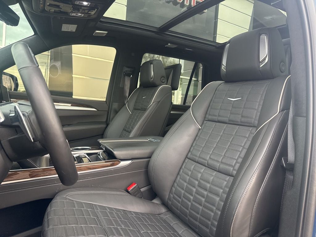 2025 Cadillac Escalade Premium Luxury Platinum