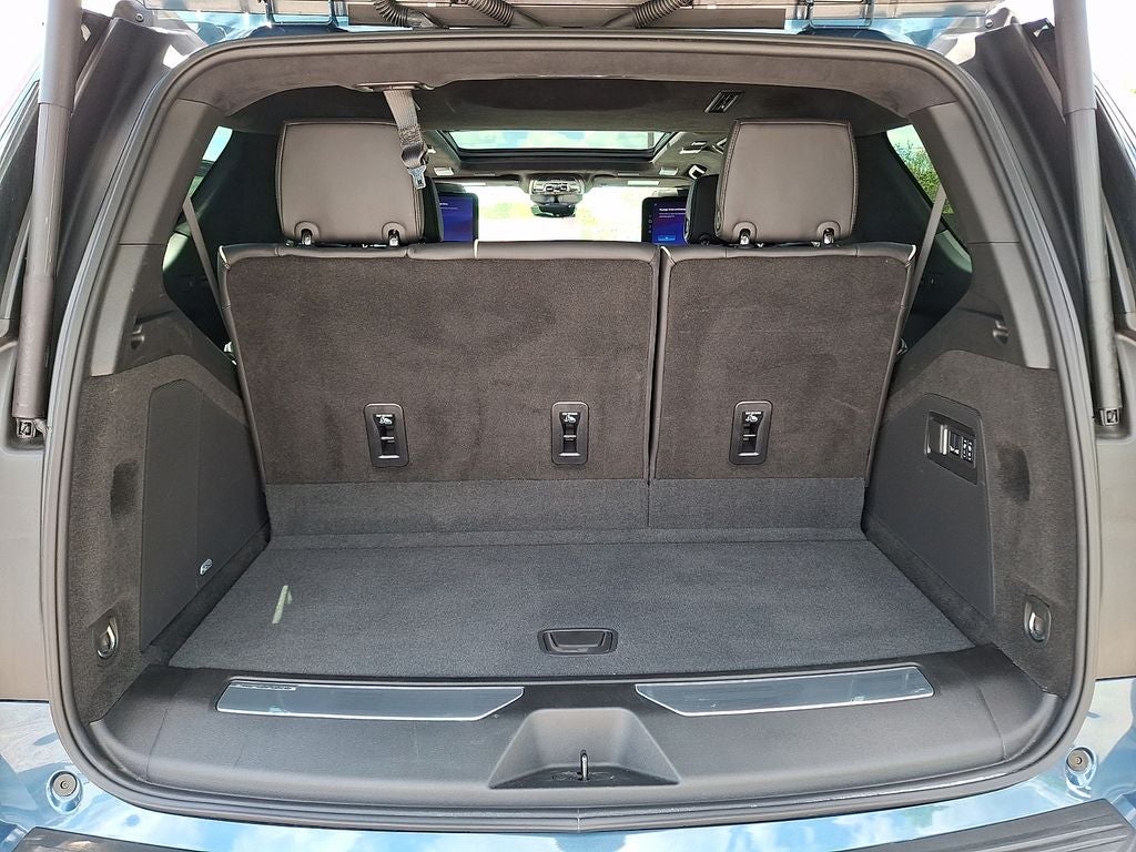 2025 Cadillac Escalade Premium Luxury Platinum