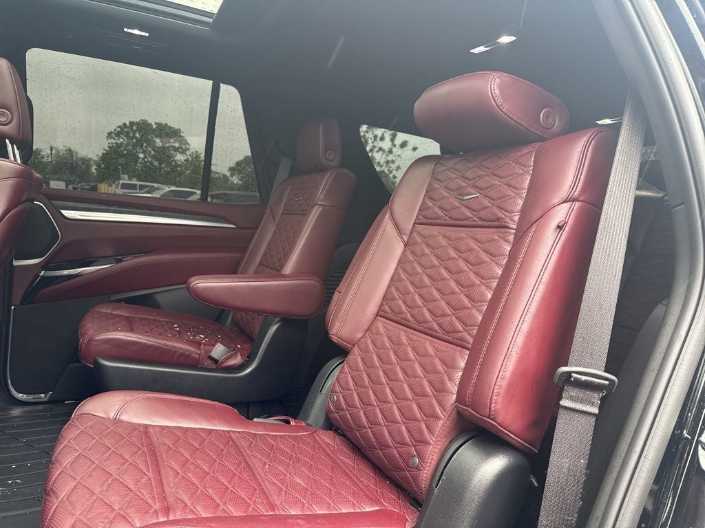 2025 Cadillac Escalade Sport