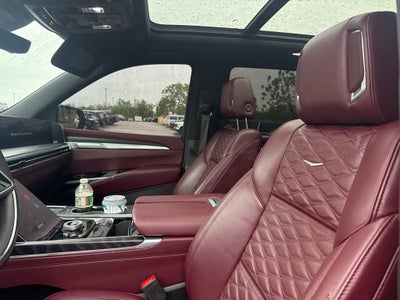 2025 Cadillac Escalade Sport