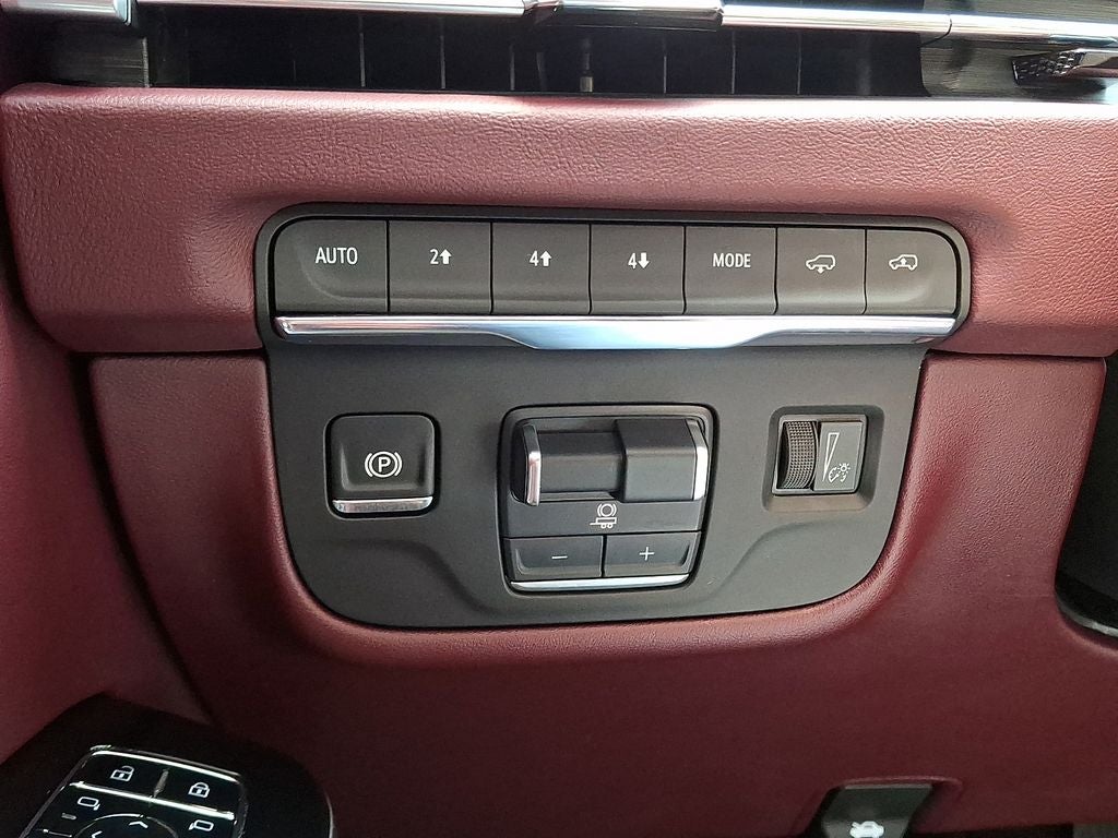 2025 Cadillac Escalade Sport