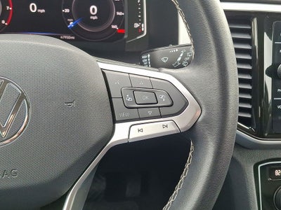 2022 Volkswagen Atlas 3.6L V6 SE w/Technology