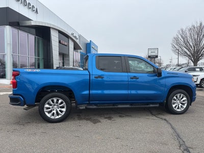 2022 Chevrolet Silverado 1500 Custom
