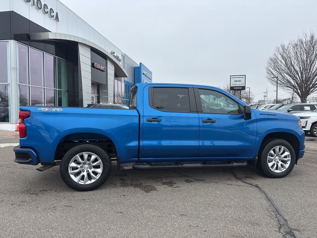 2022 Chevrolet Silverado 1500 Custom